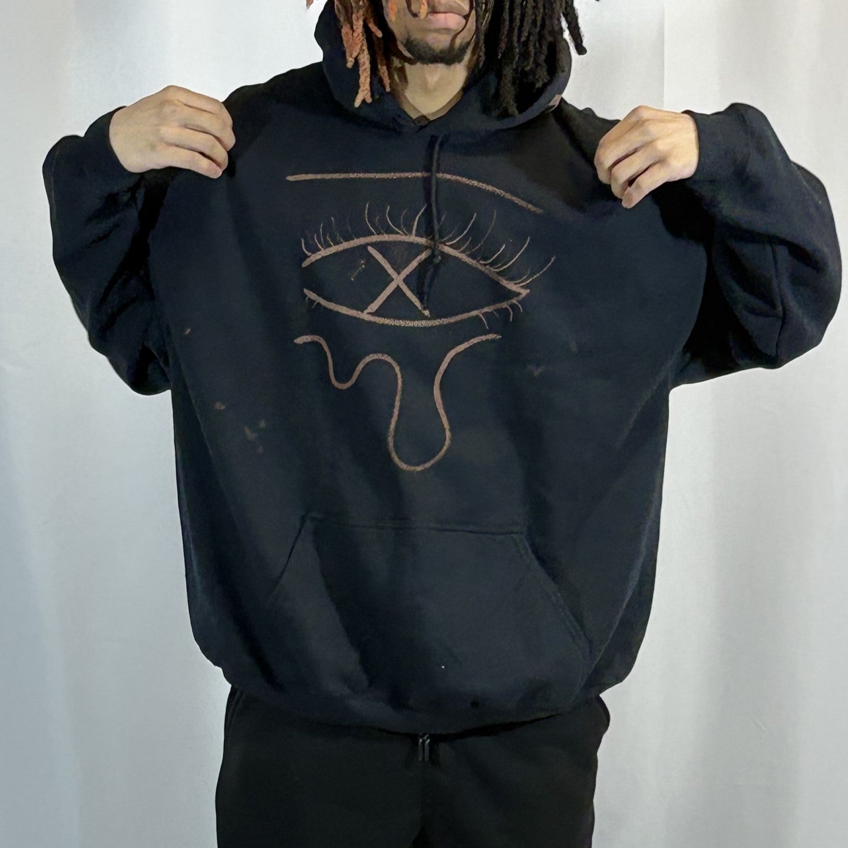 3XL- Black Eye Hoodie